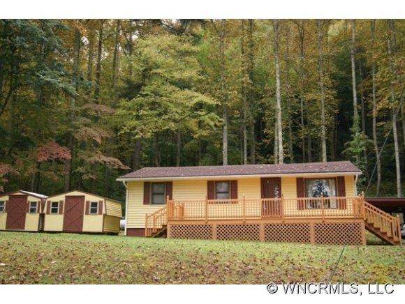 210 Poplar Lane, Pisgah Forest, NC 28768