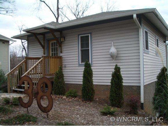 38 Jefferson Dr., Asheville, NC 28801