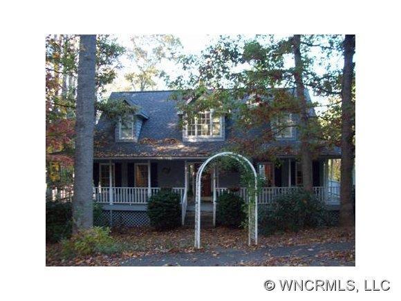 120 Coachmans Tr., Asheville, NC 28803