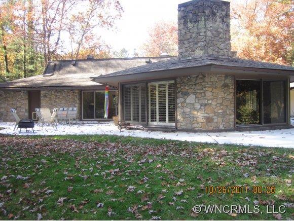 18 Forest Rd., Asheville, NC 28803