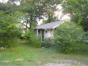 409 Harris St., Hendersonville, NC 28792