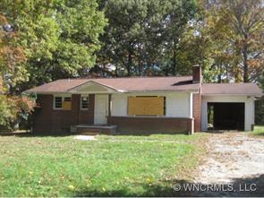 [Address Hidden by Seller], Hendersonville, NC 28792
