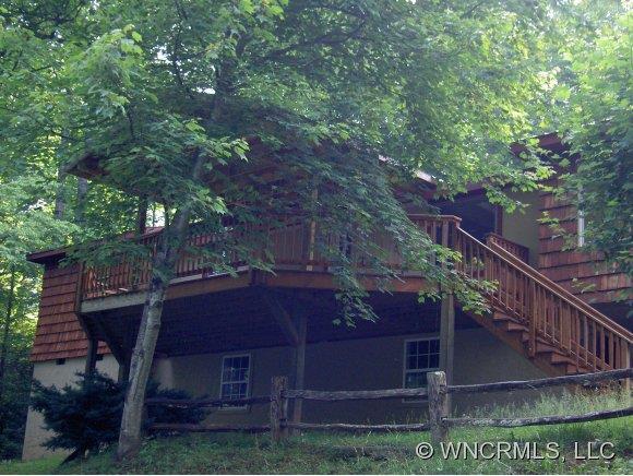 125 Heartland Drive, Burnsville, NC 28714