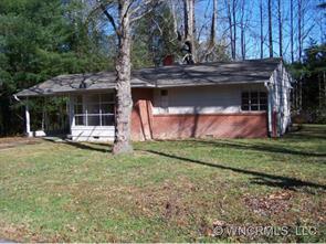 3Lts-2Hs Robinson Ave., Brevard, NC 28712