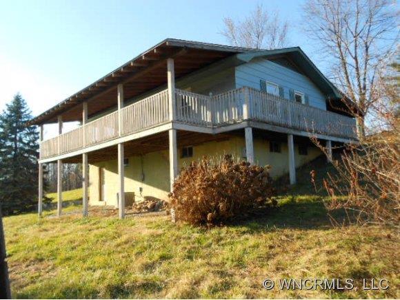 66 Graham Lane, Hendersonville, NC 28792