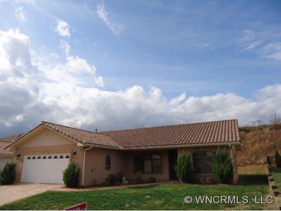 37 Pacifico Dr., Asheville, NC 28806