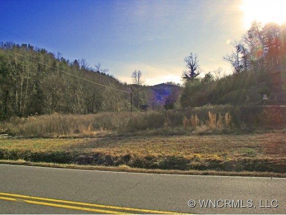 64/74A Island Creek Road, Lake Lure, NC 28746
