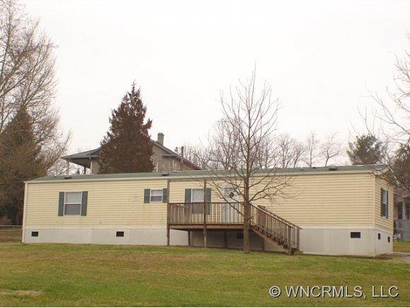 71 Sycamore Circle, Mountain Home, NC 28758