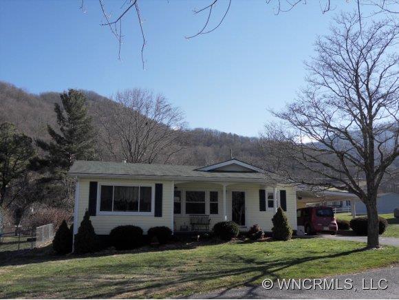 199 Leisure Lane, Waynesville, NC 28786