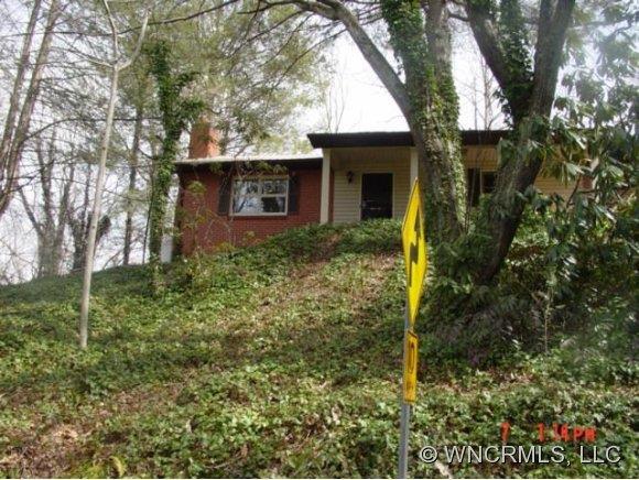 599 Savannah Dr., Sylva, NC 28779