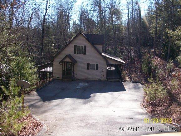 553 Thunder Rd., Brevard, NC 28712