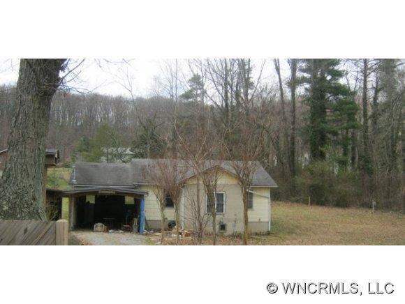 2545 Greater Druid Hills Blvd., Hendersonville, NC 28739