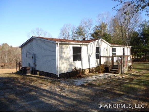 225 Old King Road, Hendersonville, NC 28792