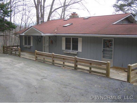 508 Overlook Dr., Waynesville, NC 28751