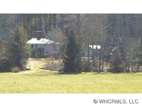 1197 Crab Creek Rd., Hendersonville, NC 28739
