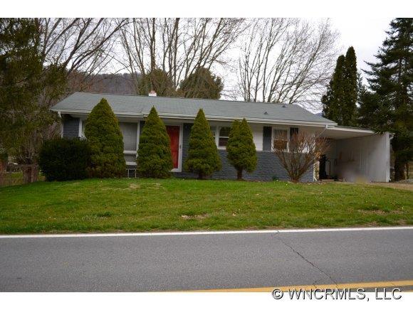 1030 Ratcliff Cove Road, Waynesville, NC 28786