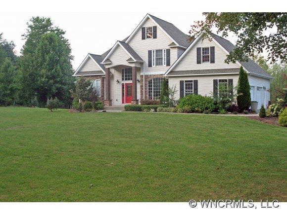 856 Big Willow Road, Hendersonville, NC 28739