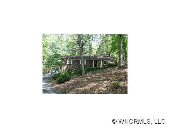 165 Surry Lane, Hendersonville, NC 28791