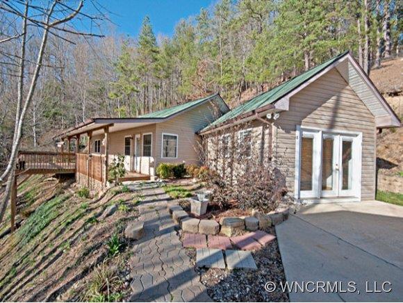 128 Pony Drive, Waynesville, NC 28785