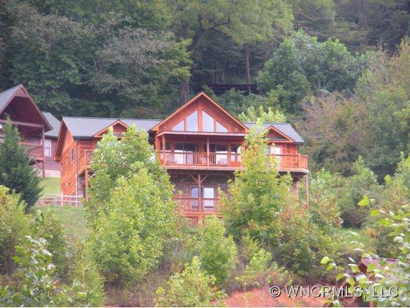 34 Hiawatha Dr., Maggie Valley, NC 28751