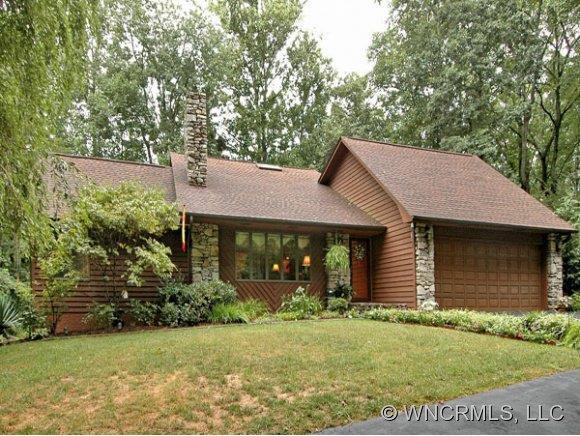 32 Bucks Acres Drive, Asheville, NC 28806