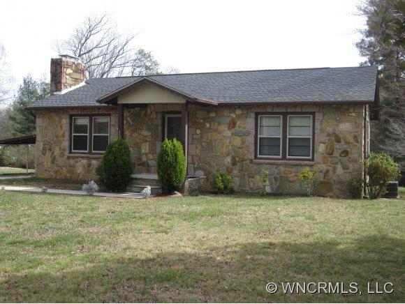 485 Wickins Drive, Hendersonville, NC 28791