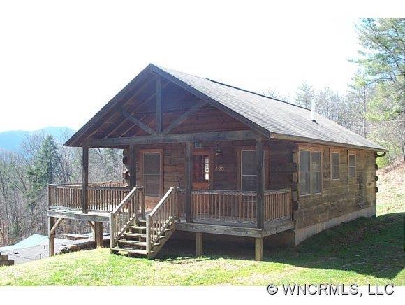 407 Aka 420 Kinsland Drive, Clyde, NC 28721