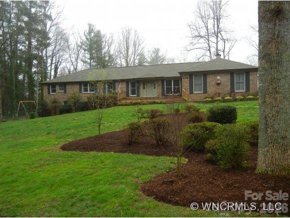 117 Glengary Drive, Flat Rock, NC 28731