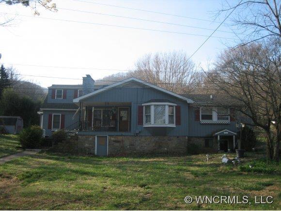 21 Dolly Drive, Waynesville, NC 28786