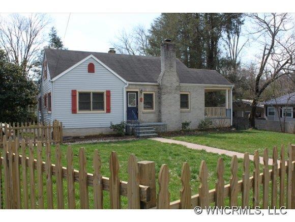 230 East Street, Waynesville, NC 28786