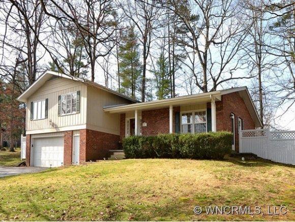 1808 Howard Gap Road, Hendersonville, NC 28792