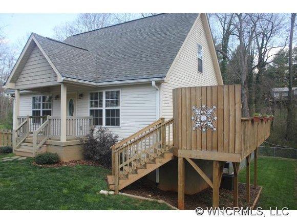 244 Sand Hill Road, Asheville, NC 28806