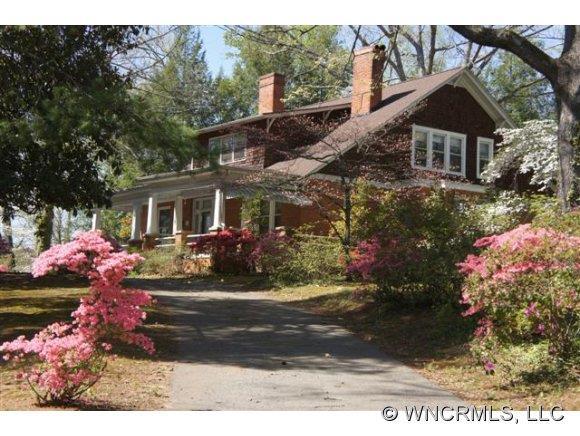 730 North Washington Street, Rutherfordton, NC 28139