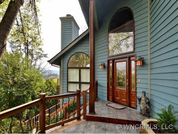 10 Hillcrest Dr., Weaverville, NC 28787