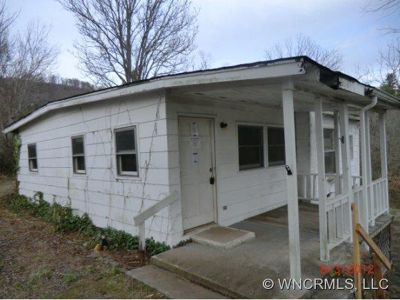26 Pickens Ln., Weaverville, NC 28787