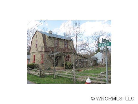 323 Franklin St., Brevard, NC 28712