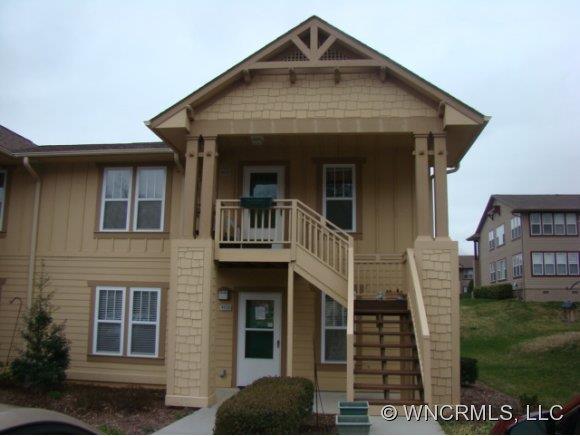 2005 Deermouse Way, Hendersonville, NC 28792