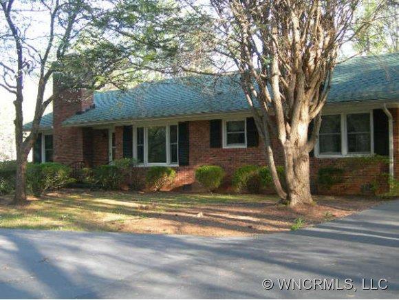 135 Luther Burbank Drive, Lake Lure, NC 28746