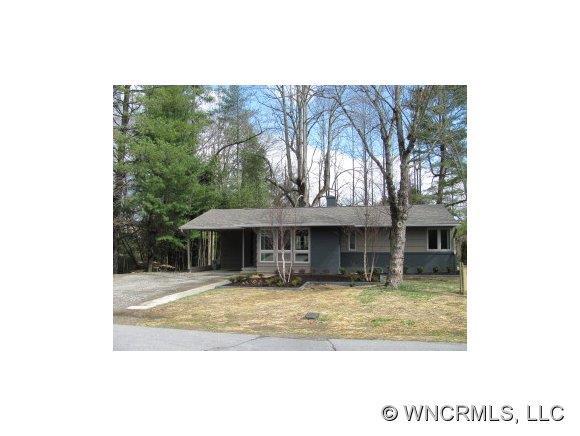 114 Robinson Ave., Brevard, NC 28712