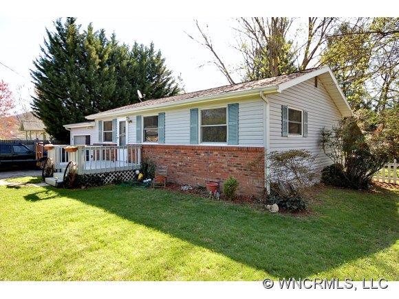 52 Terry Estate Drive, Black Mountain, NC 28711