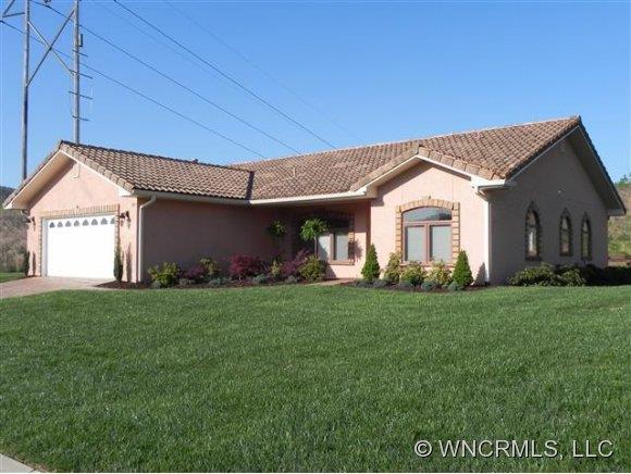 43 Pacifico Dr., Asheville, NC 28806