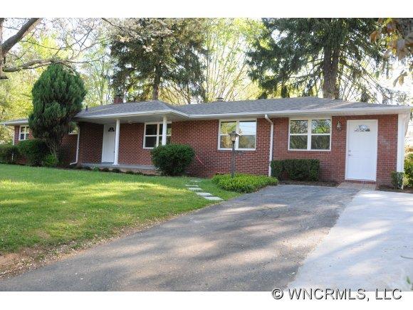 316 N Justice St, Hendersonville, NC 28739