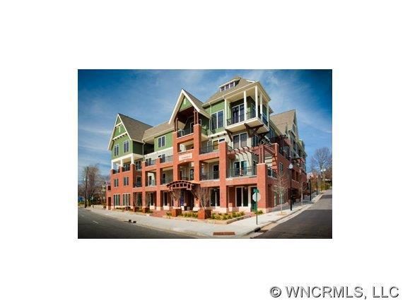 190 Broadway #203, Asheville, NC 28801