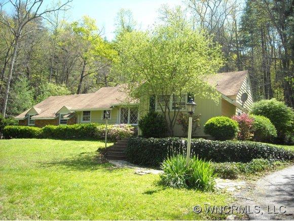 9 Glassy Mountain Drive, Flat Rock, NC 28739