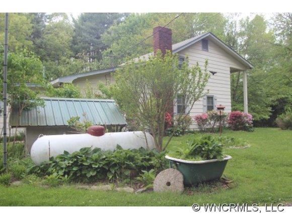 644 Rutledge Drive, Hendersonville, NC 28739