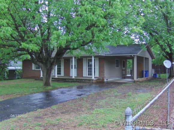 65 Grandview Rd., Asheville, NC 28806