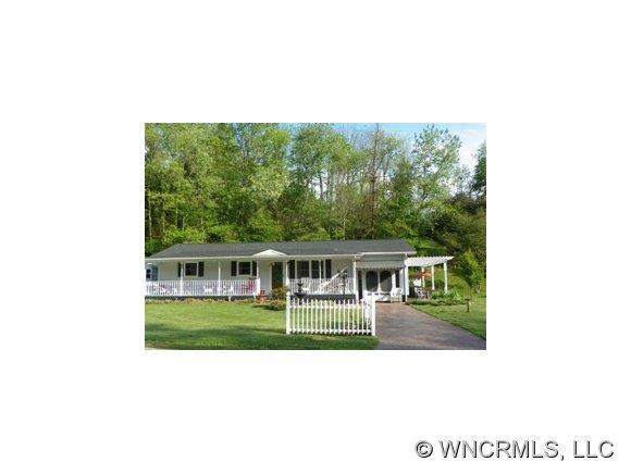 70 Merrimon Avenue, Weaverville, NC 28787
