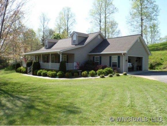 17 Wheatridge Rd, Sylva, NC 28779