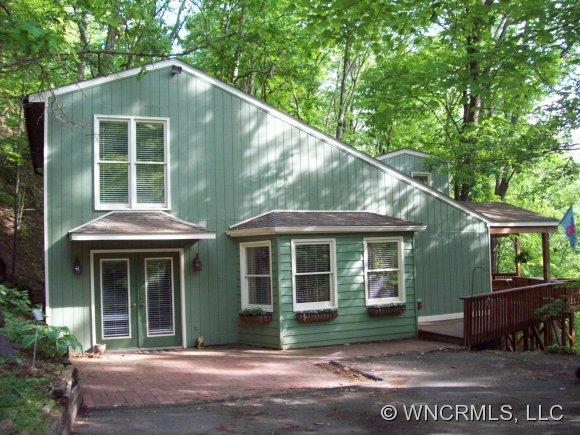 8 Birdseye View Lane, Clyde, NC 28721