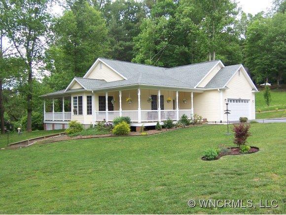 510 Carson Drive, Hendersonville, NC 28791